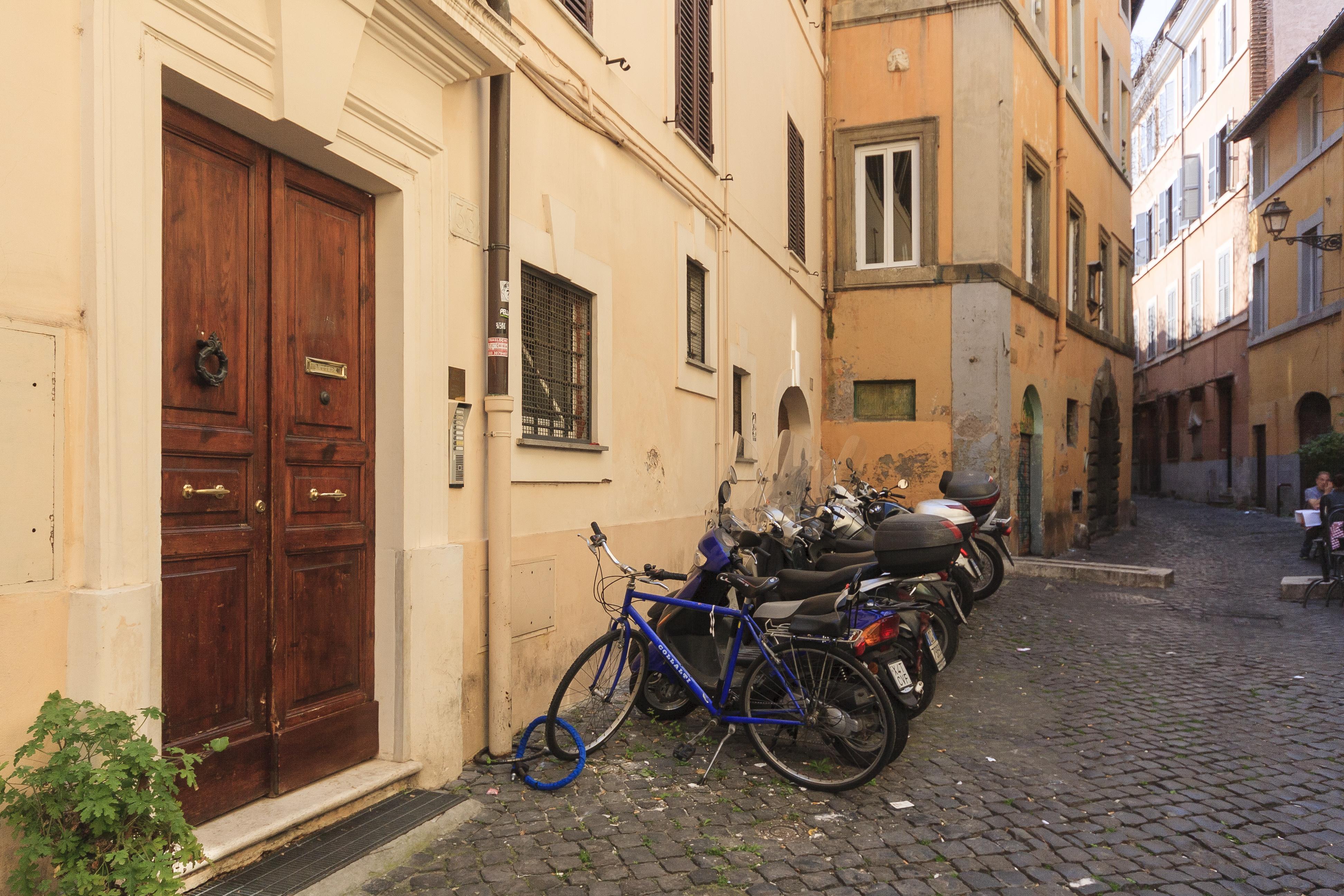 Ventisei Scalini A Trastevere 2* Rom